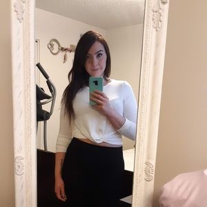 Meet your Posher, Leah